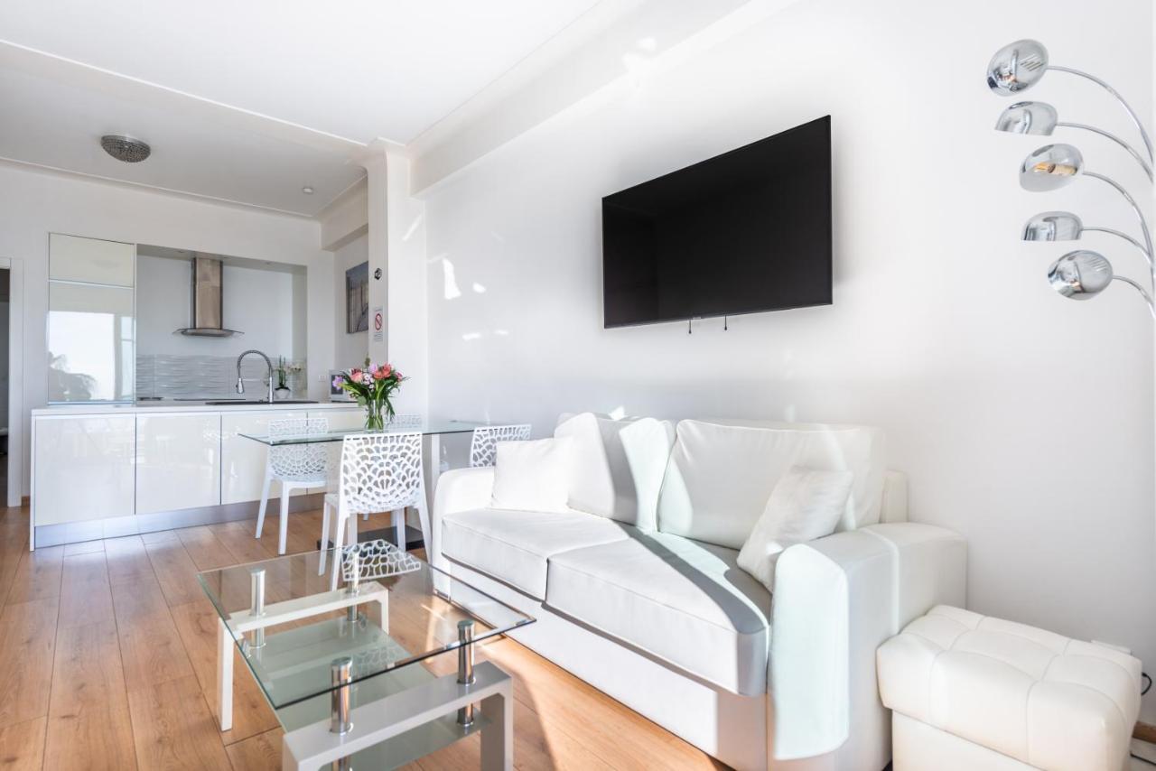 Apartment Modern Sea View On Promenade Des Nizza