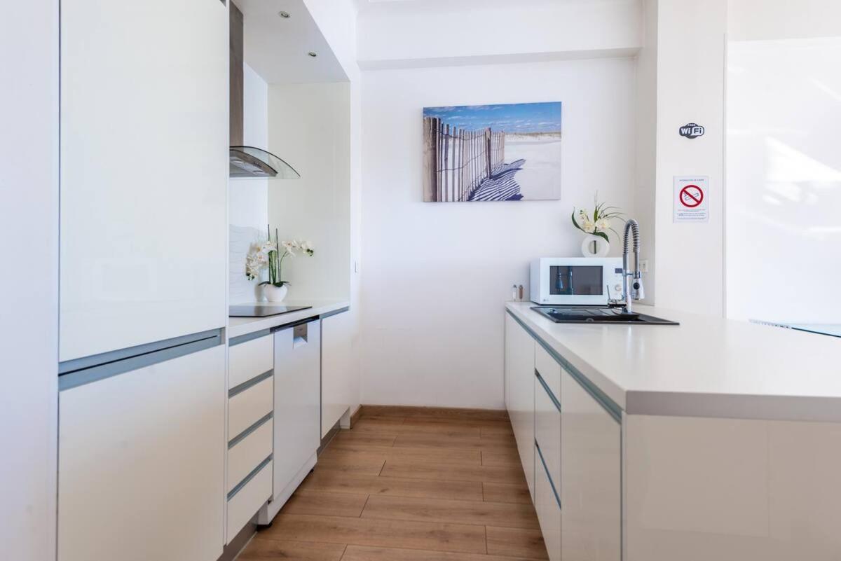 Apartment Modern Sea View On Promenade Des